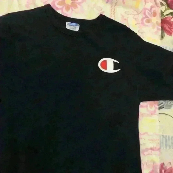 Authentic Champion t-shirt - Picture 1 of 4